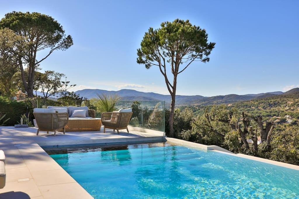 Superbe Villa A Sainte-Maxime, Piscine Et Vue Mer - Villa Dina Eksteriør billede