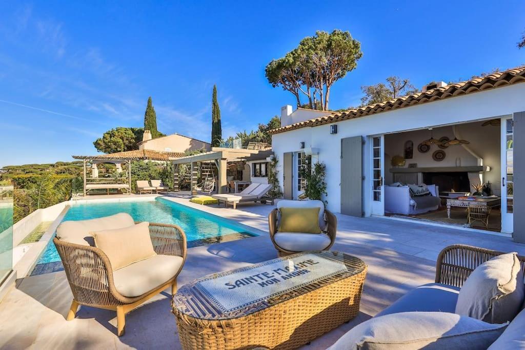 Superbe Villa A Sainte-Maxime, Piscine Et Vue Mer - Villa Dina Eksteriør billede