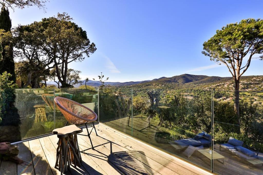 Superbe Villa A Sainte-Maxime, Piscine Et Vue Mer - Villa Dina Eksteriør billede